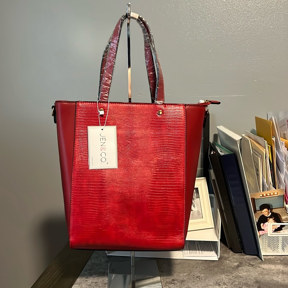 NWT Jen & Co tote bag - bright red!